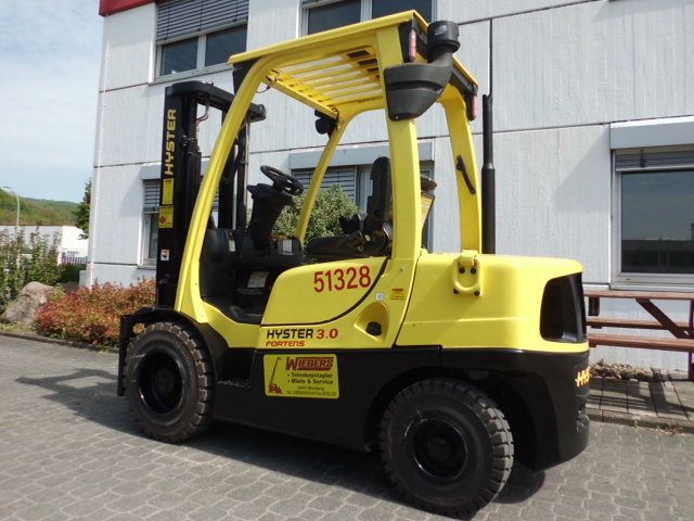 Hyster-H3.0FT-Dieselstapler-www.wiegers-gabelstapler.de Hyster-H3.0FT-Dieselstapler-www.wiegers-gabelstapler.de