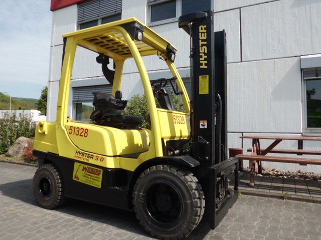 Hyster-H3.0FT-Dieselstapler-www.wiegers-gabelstapler.de Hyster-H3.0FT-Dieselstapler-www.wiegers-gabelstapler.de