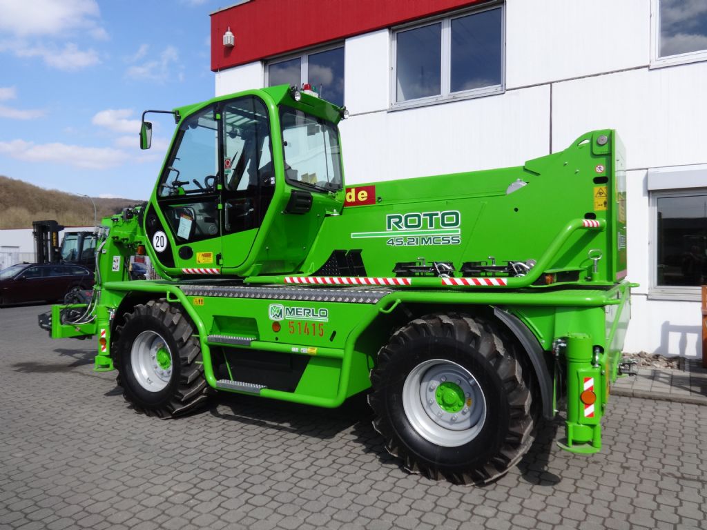 Merlo-Roto 45.21 MCSS Mietgerät - Verfügbarkeit nach Rücksprache-Teleskopstapler drehbar-www.wiegers-gabelstapler.de Merlo-Roto 45.21 MCSS Mietgerät - Verfügbarkeit nach Rücksprache-Teleskopstapler drehbar-www.wiegers-gabelstapler.de