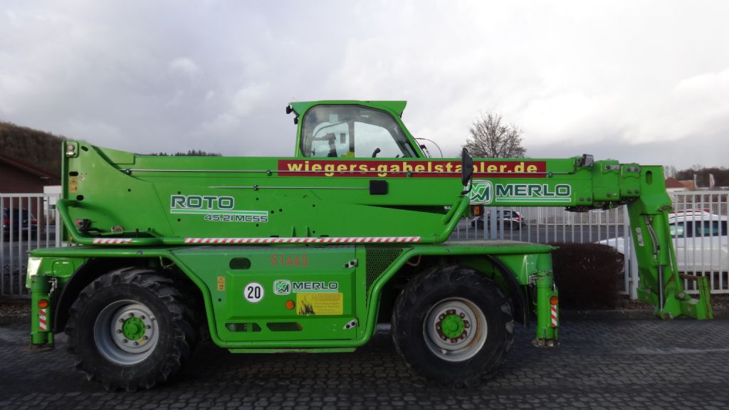 Merlo-Roto 45.21 MCSS Mietgerät - Verfügbarkeit nach Rücksprache-Teleskopstapler drehbar-www.wiegers-gabelstapler.de Merlo-Roto 45.21 MCSS Mietgerät - Verfügbarkeit nach Rücksprache-Teleskopstapler drehbar-www.wiegers-gabelstapler.de