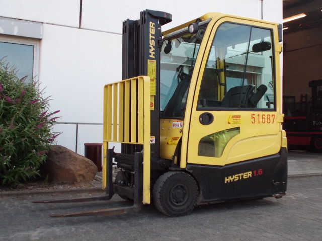 Hyster-J1.6XNT-Elektro 3 Rad-Stapler-www.wiegers-gabelstapler.de Hyster-J1.6XNT-Elektro 3 Rad-Stapler-www.wiegers-gabelstapler.de