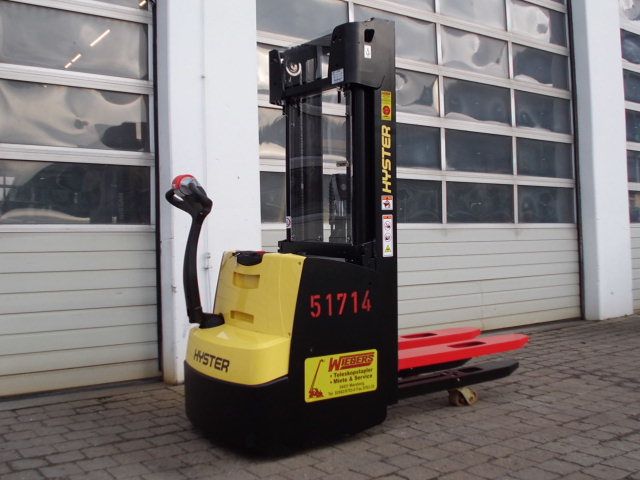 Hyster-S1.4 il AC-Deichselstapler-www.wiegers-gabelstapler.de