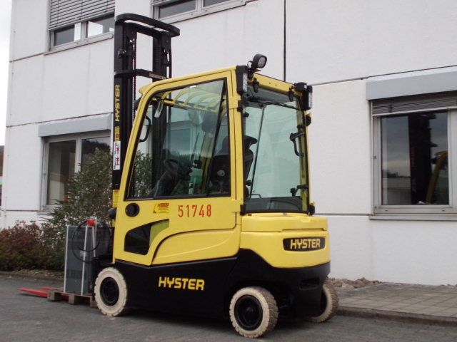 Hyster-J1.6XN LWB-Elektro 4 Rad-Stapler-www.wiegers-gabelstapler.de