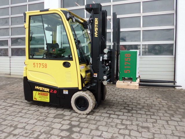 Hyster-J2.0XNT MWB-Elektro 3 Rad-Stapler-www.wiegers-gabelstapler.de Hyster-J2.0XNT MWB-Elektro 3 Rad-Stapler-www.wiegers-gabelstapler.de