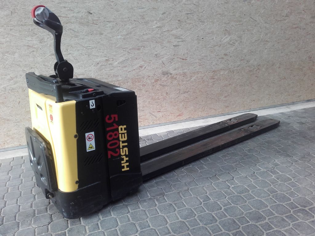 Hyster-P2.0S FBW-Fahrerstandstapler-www.wiegers-gabelstapler.de Hyster-P2.0S FBW-Fahrerstandstapler-www.wiegers-gabelstapler.de