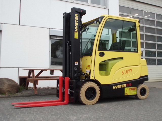 Hyster-J3.5XN Mietgerät - Verfügbarkeit nach Rücksprache-Elektro 4 Rad-Stapler-www.wiegers-gabelstapler.de Hyster-J3.5XN Mietgerät - Verfügbarkeit nach Rücksprache-Elektro 4 Rad-Stapler-www.wiegers-gabelstapler.de