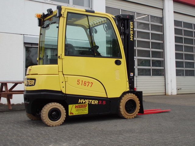 Hyster-J3.5XN Mietgerät - Verfügbarkeit nach Rücksprache-Elektro 4 Rad-Stapler-www.wiegers-gabelstapler.de Hyster-J3.5XN Mietgerät - Verfügbarkeit nach Rücksprache-Elektro 4 Rad-Stapler-www.wiegers-gabelstapler.de