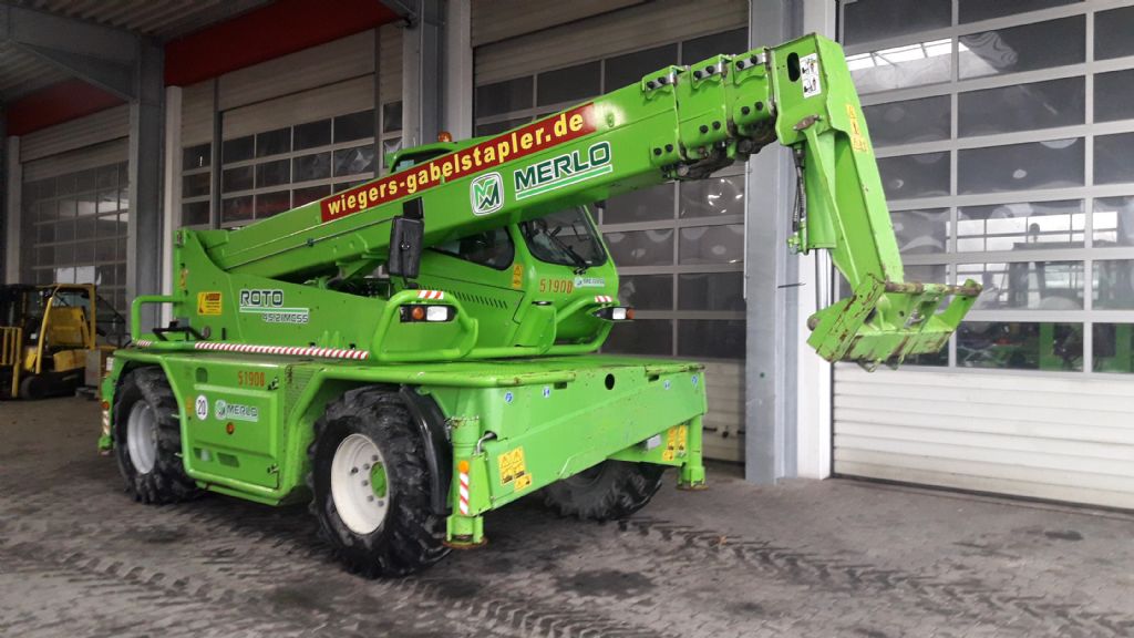 Merlo-Roto 45.21 MCSS Mietgerät - Verfügbarkeit nach Rücksprache-Teleskopstapler drehbar-www.wiegers-gabelstapler.de Merlo-Roto 45.21 MCSS Mietgerät - Verfügbarkeit nach Rücksprache-Teleskopstapler drehbar-www.wiegers-gabelstapler.de
