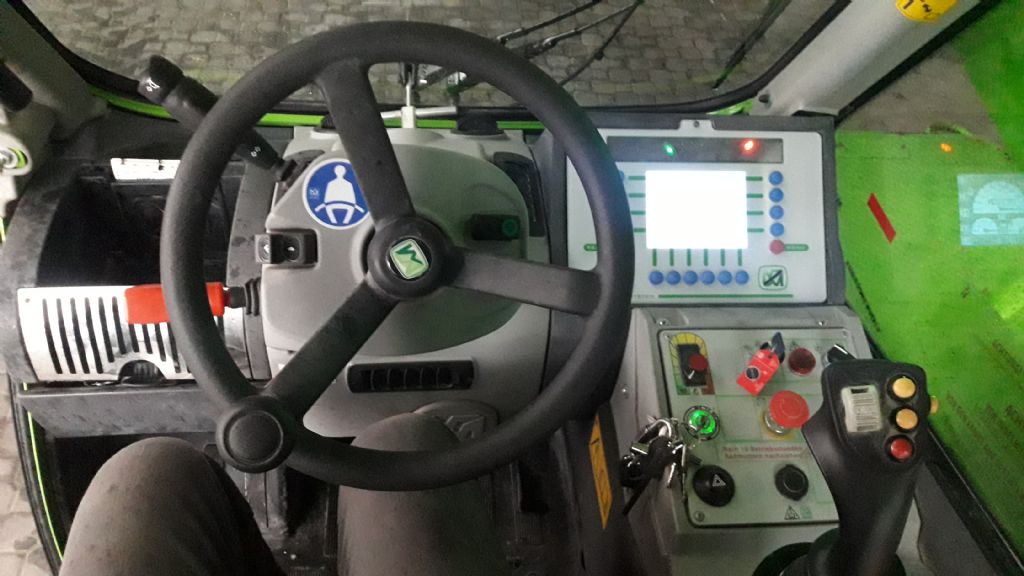 Merlo-Roto 45.21 MCSS Mietgerät - Verfügbarkeit nach Rücksprache-Teleskopstapler drehbar-www.wiegers-gabelstapler.de Merlo-Roto 45.21 MCSS Mietgerät - Verfügbarkeit nach Rücksprache-Teleskopstapler drehbar-www.wiegers-gabelstapler.de