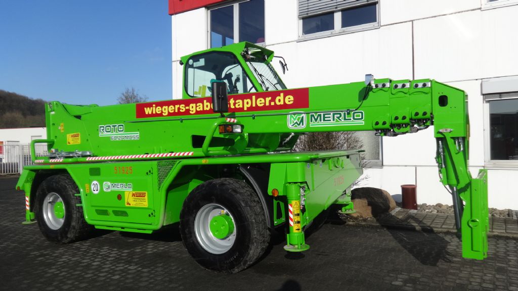 Merlo-Roto 60.24 MCSS Mietgerät - Verfügbarkeit nach Rücksprache-Teleskopstapler drehbar-www.wiegers-gabelstapler.de Merlo-Roto 60.24 MCSS Mietgerät - Verfügbarkeit nach Rücksprache-Teleskopstapler drehbar-www.wiegers-gabelstapler.de