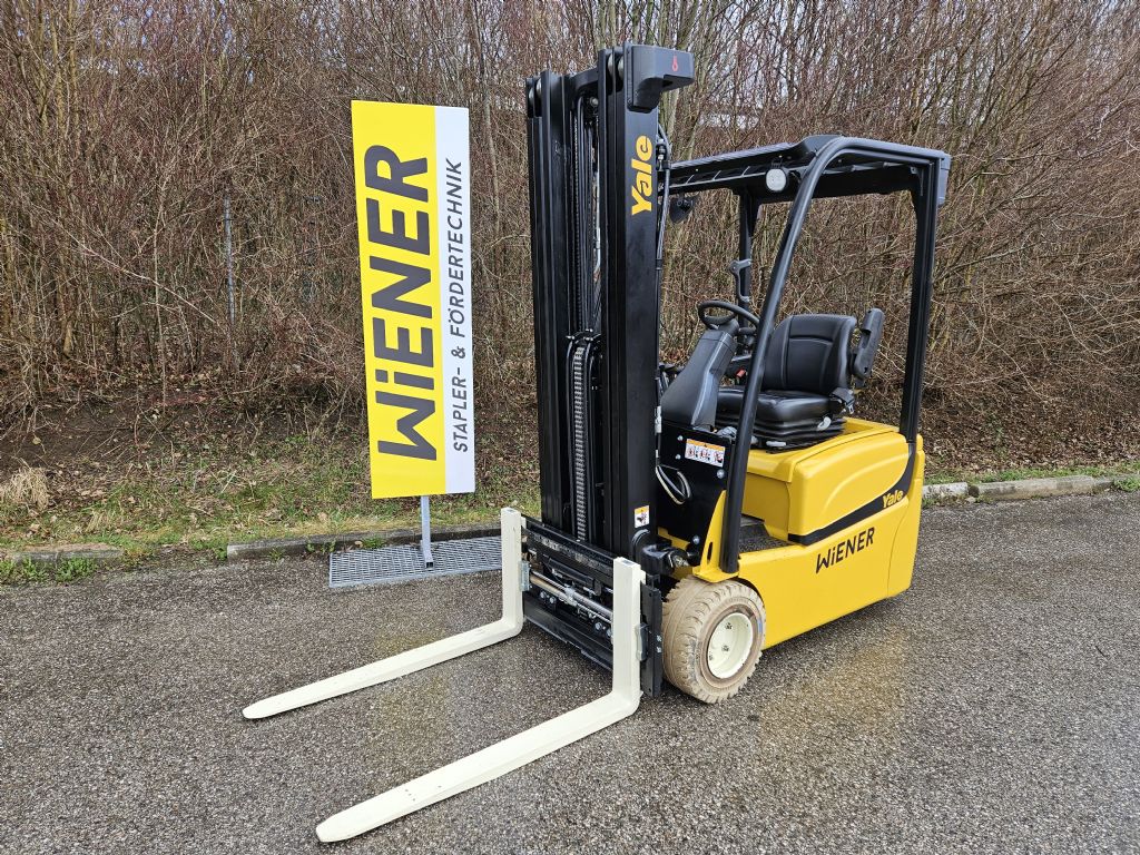 Yale ERP16VT Elektro 3 Rad-Stapler www.stapler-wiener.at Yale ERP16VT Elektro 3 Rad-Stapler www.stapler-wiener.at