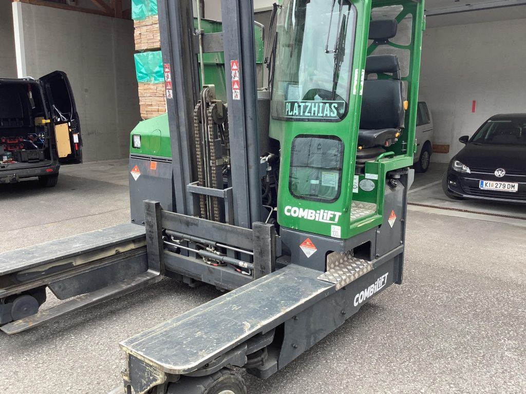 Combilift C4500 Mehrwegestapler www.stapler-wiener.at