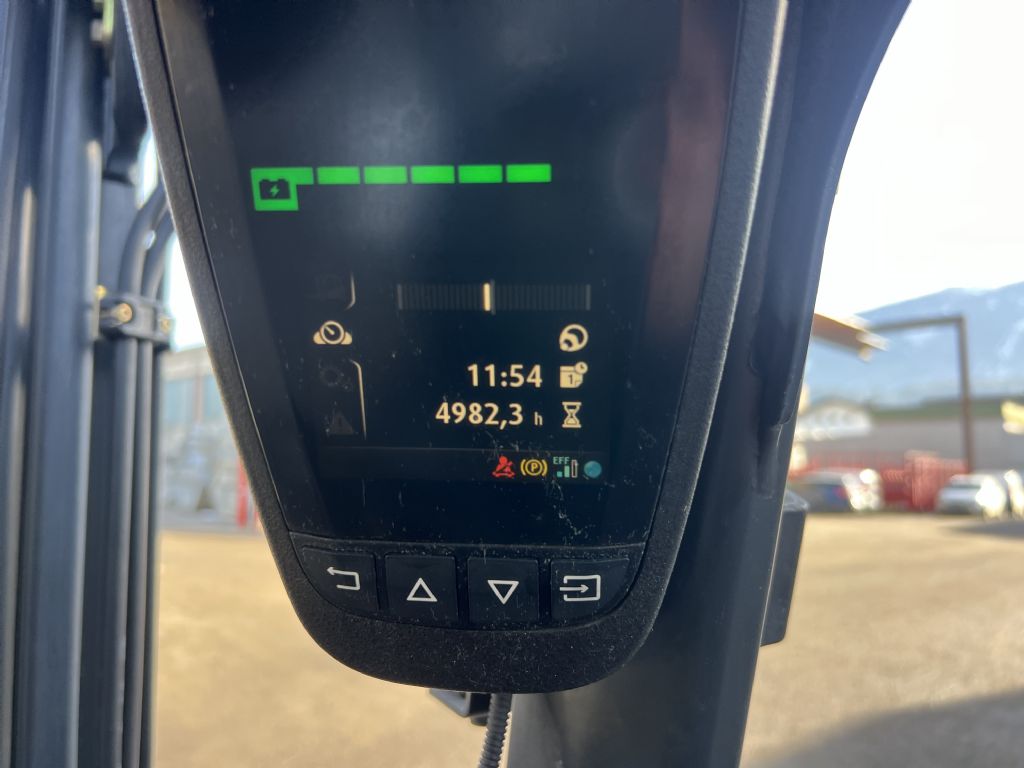 Linde E20L-02 Elektro 3 Rad-Stapler www.stapler-wiener.at Linde E20L-02 Elektro 3 Rad-Stapler www.stapler-wiener.at