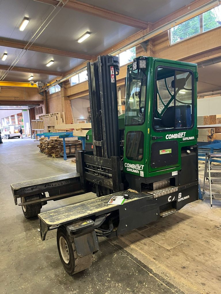 Combilift C5000XL Mehrwegestapler www.stapler-wiener.at Combilift C5000XL Mehrwegestapler www.stapler-wiener.at