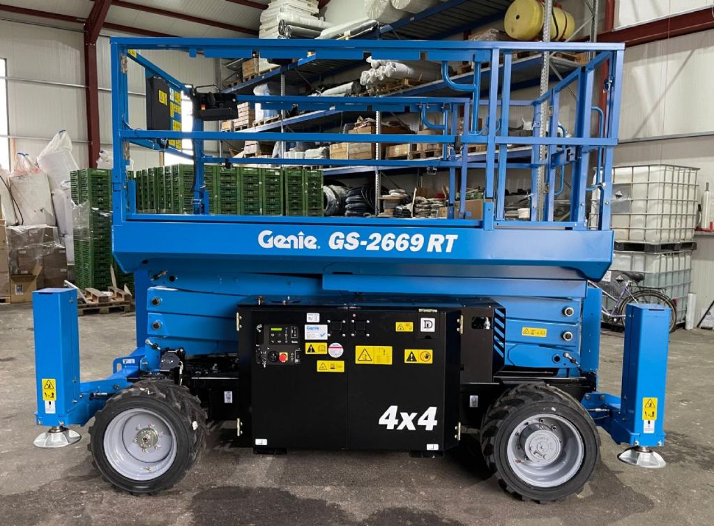 Genie GS-2669 RT 4x4 Scherenarbeitsb�hne www.stapler-wiener.at