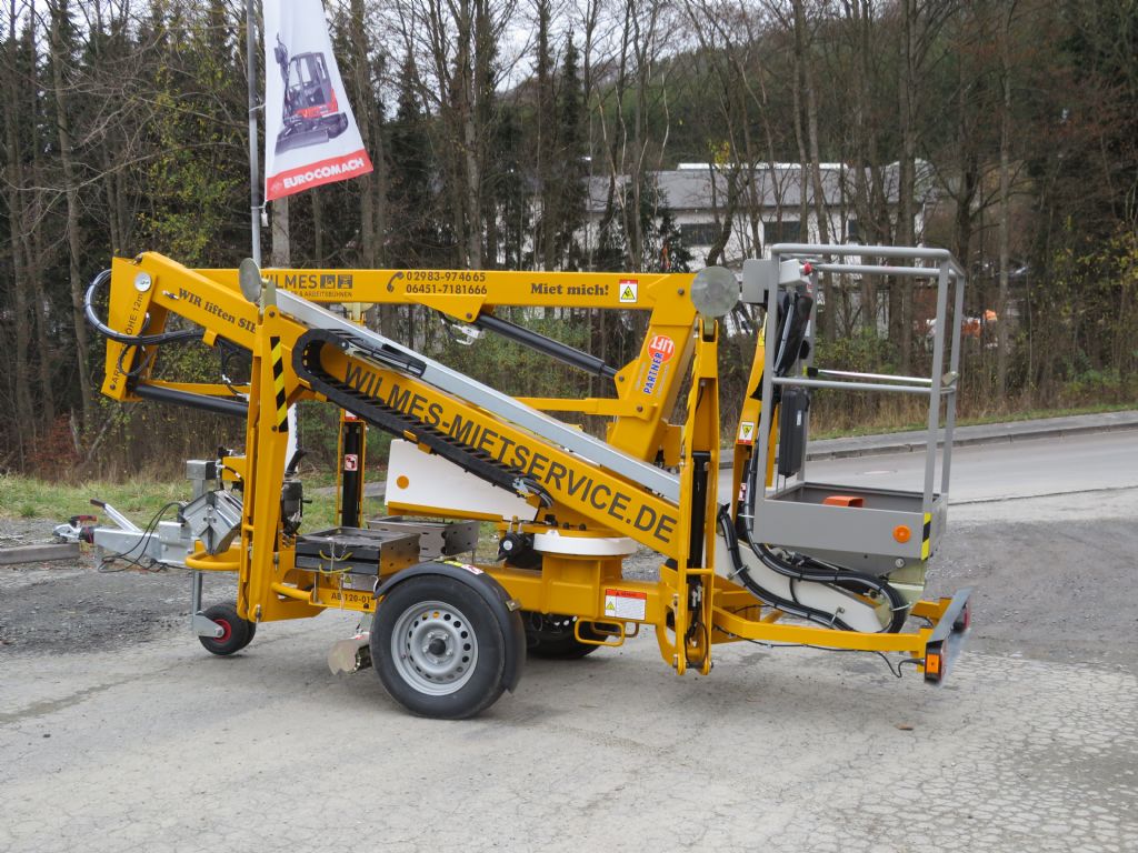 Gebraucht Anhänger Arbeitsbühne Niftylift 120T Elektro, Wilmes  Gabelstapler - Arbeitsbühne - Baumaschine