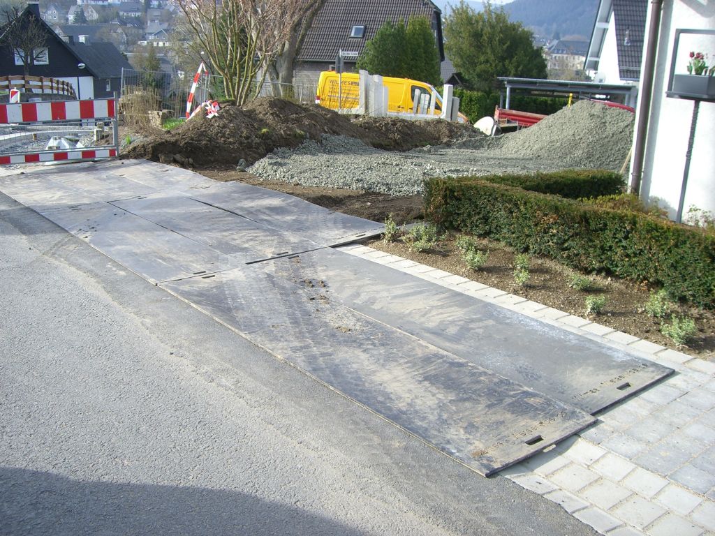 *Sonstige-Fahrplatten 3,0x0,75 m-Sonstiges Gert-www.wilmes-mietservice.de