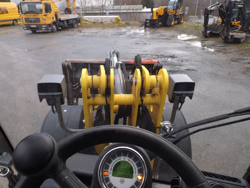 Wacker-WL 32-Radlader-www.wilmes-mietservice.de