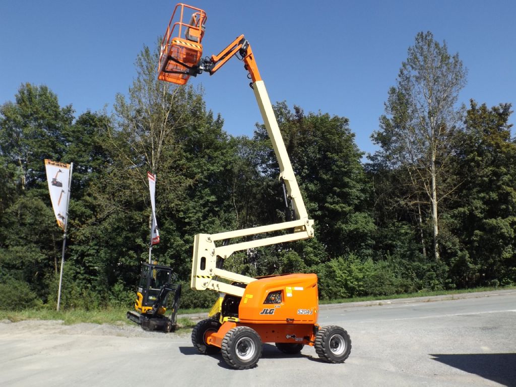 JLG-520 AJ-Gelenkteleskopbhne-www.wilmes-mietservice.de