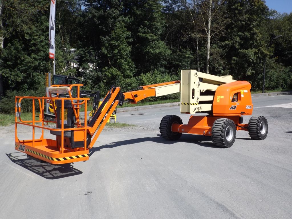 JLG-520 AJ-Gelenkteleskopbhne-www.wilmes-mietservice.de