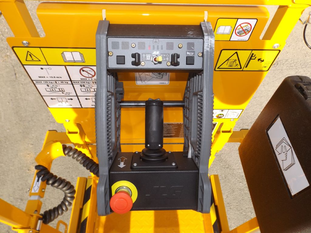 JLG-1930ES-Scherenarbeitsbhne-www.wilmes-mietservice.de