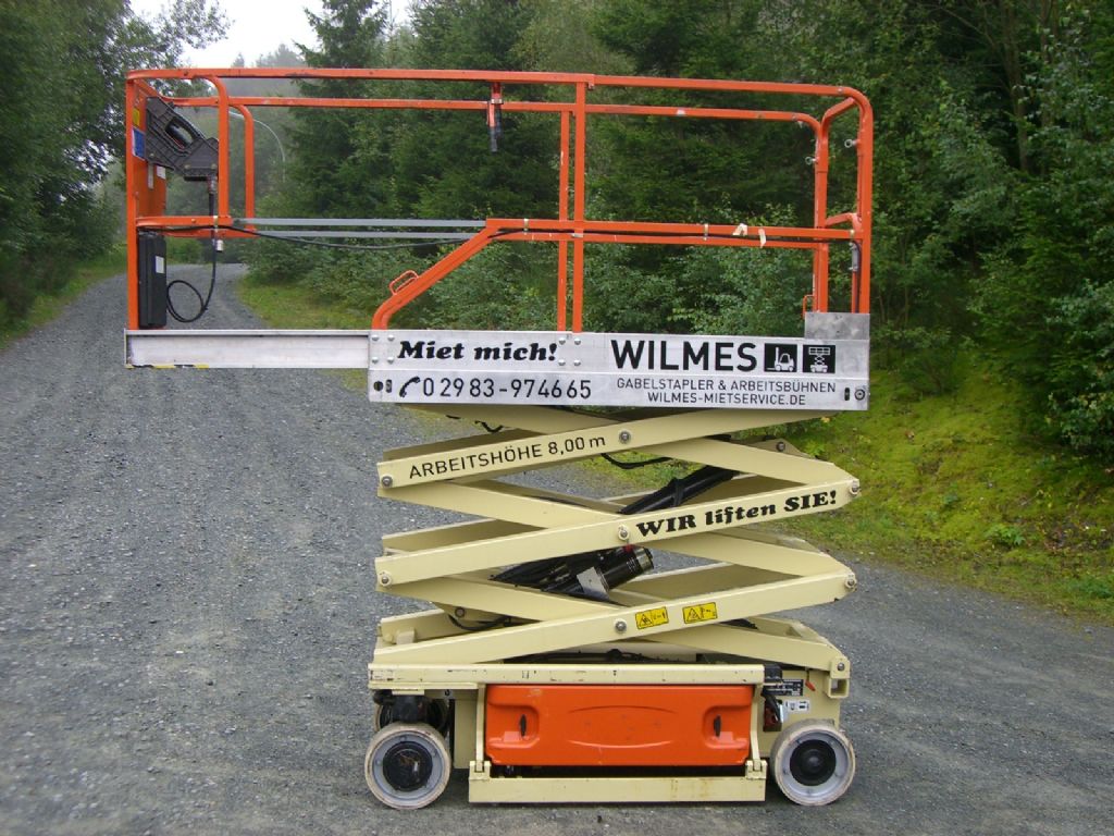 JLG-2630ES-Scherenarbeitsbhne-www.wilmes-mietservice.de