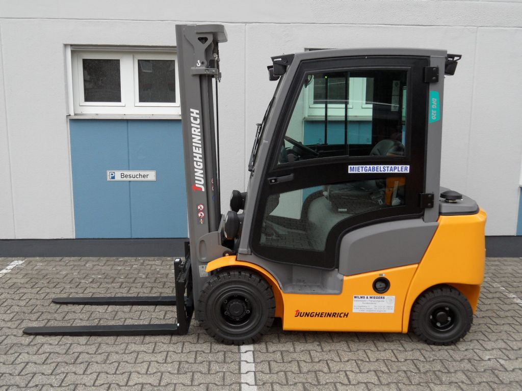 Jungheinrich-DFG 320 - Kabine mit Heizung-Dieselstapler-www.wilms-wiegers.de