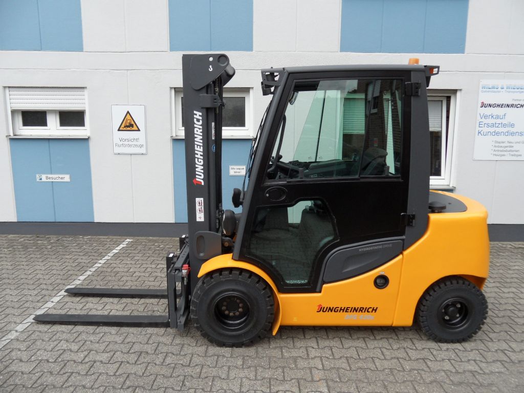 Jungheinrich-DFG 430s - Triplex - Kabine mit Heizung-Dieselstapler-www.wilms-wiegers.de