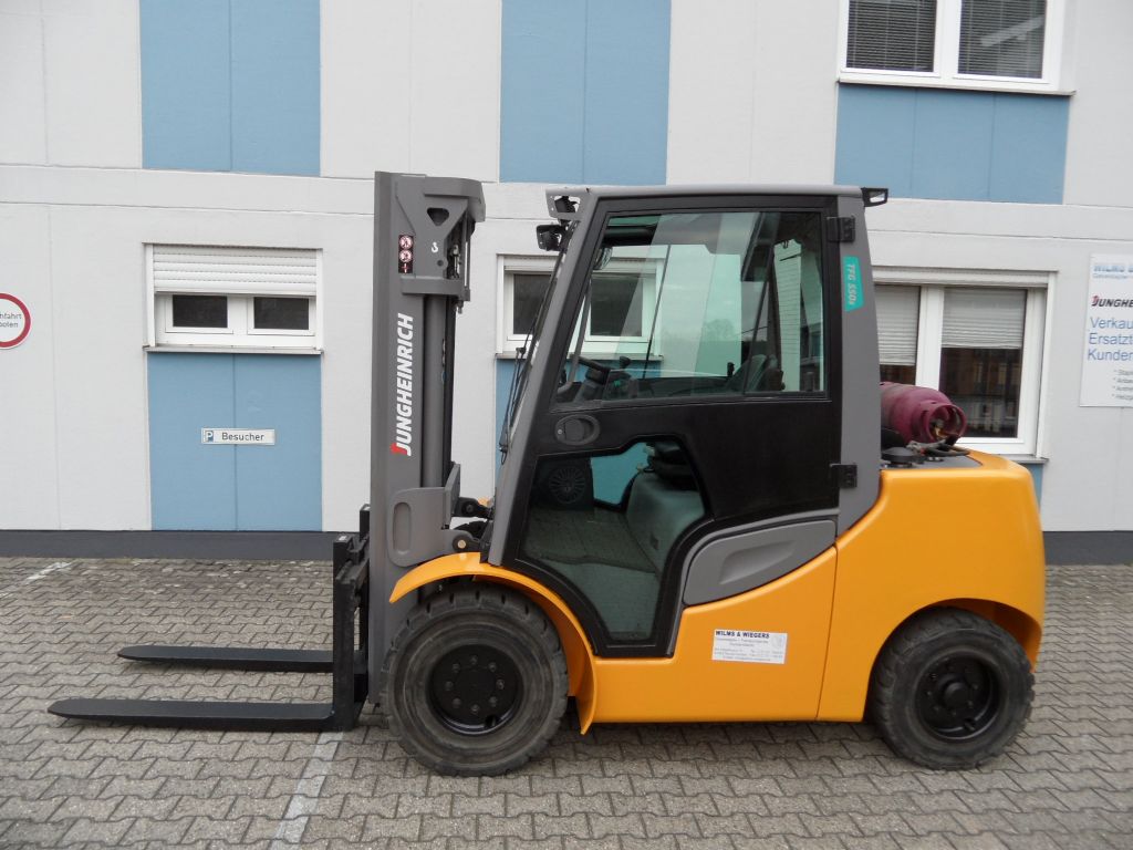 Jungheinrich-TFG S50s - Kabine mit Heizung - 4. Funktion-Treibgasstapler-www.wilms-wiegers.de