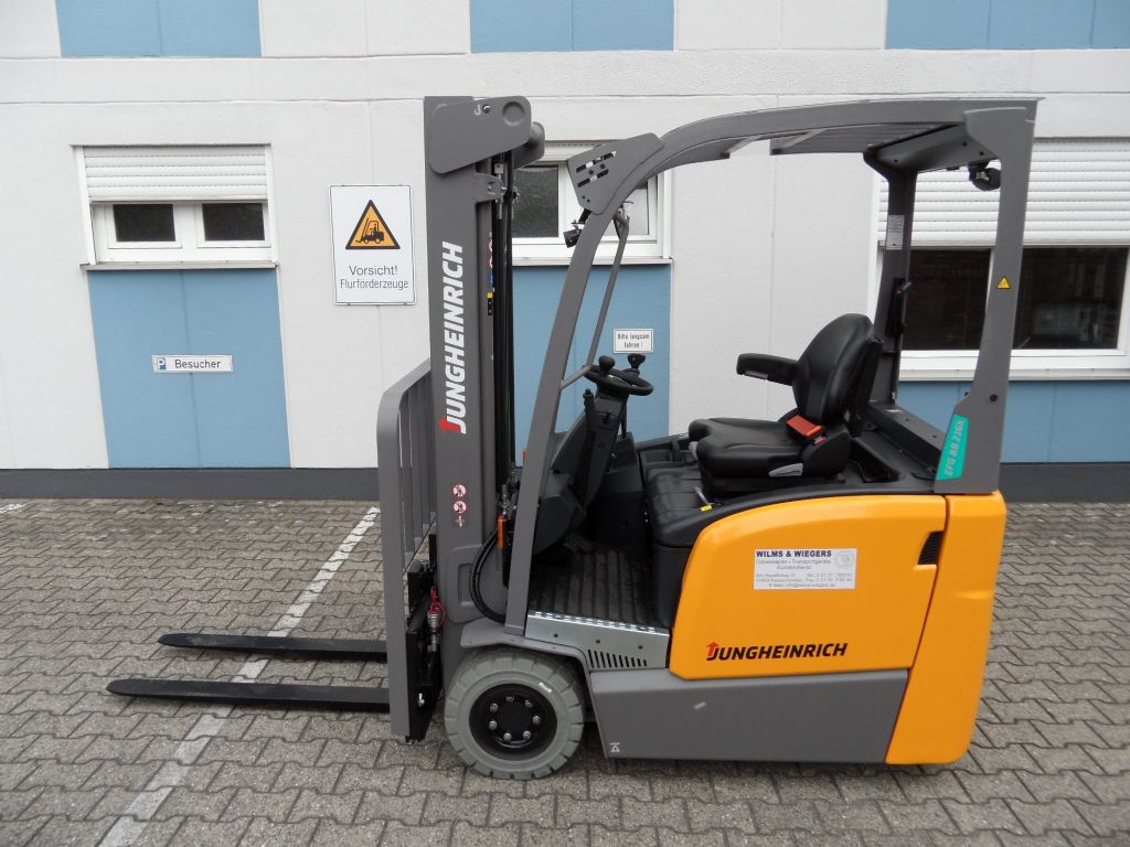 Jungheinrich-EFG BB 216k - NEUGERT - 4,80 m Triplex-Elektro 3 Rad-Stapler-www.wilms-wiegers.de