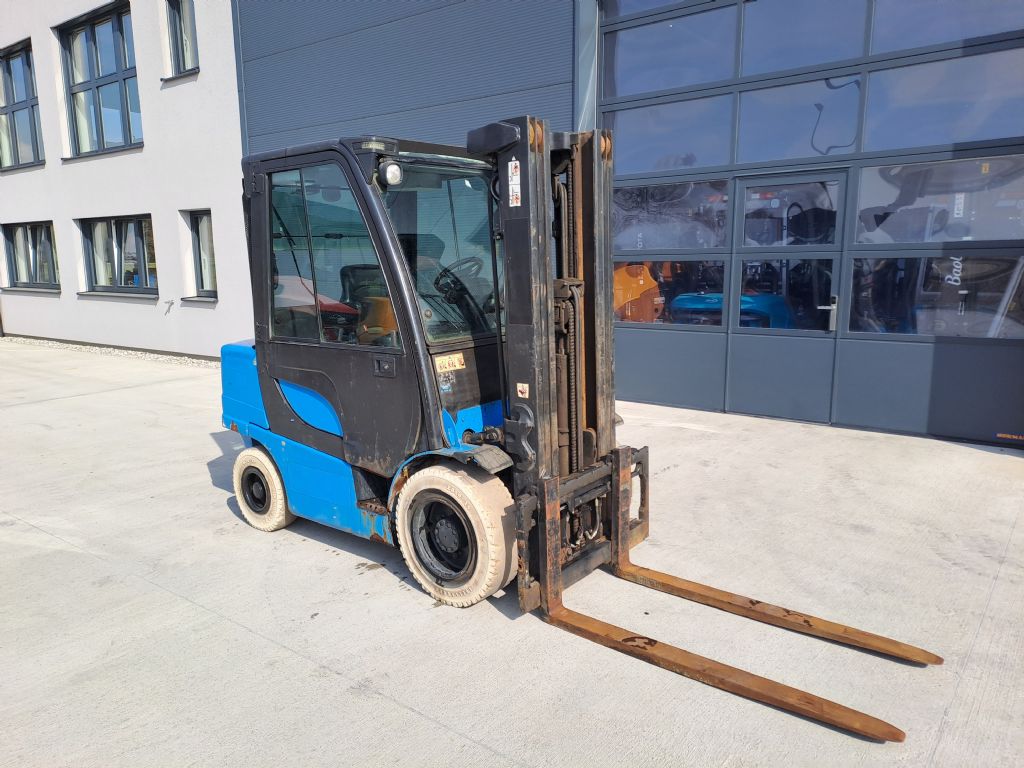 Yale GDP30 VX Dieselstapler www.wst-stapler.at