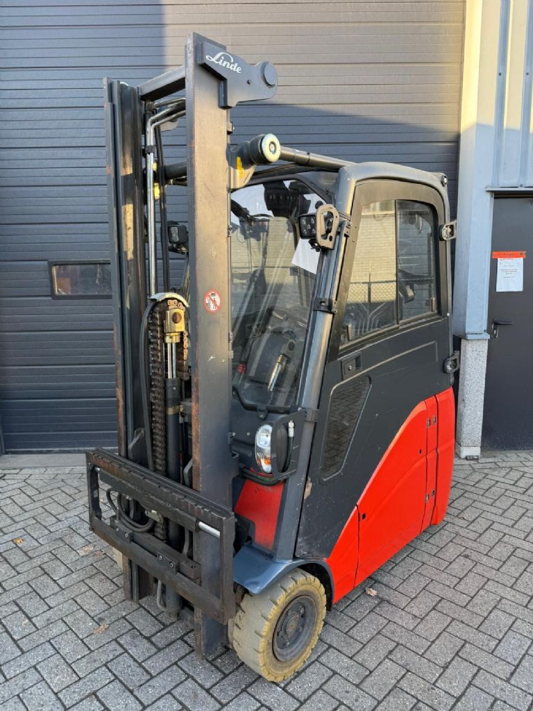 Linde E16H-01 3740mm intr SS Electric 3-wheel forklift www.wtrading.nl