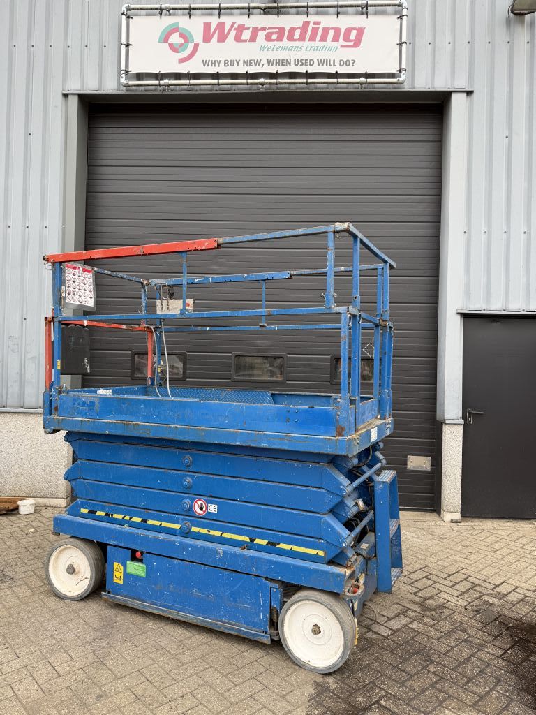 Skyjack SJ III -4632 9700mm Scissor Lifts www.wtrading.nl Skyjack SJ III -4632 9700mm Scissor Lifts www.wtrading.nl