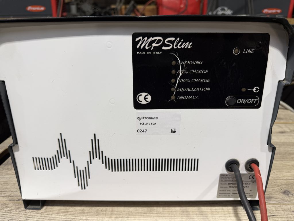 *Sonstige MP Slim 24V60A Ladeger�t www.wtrading.nl