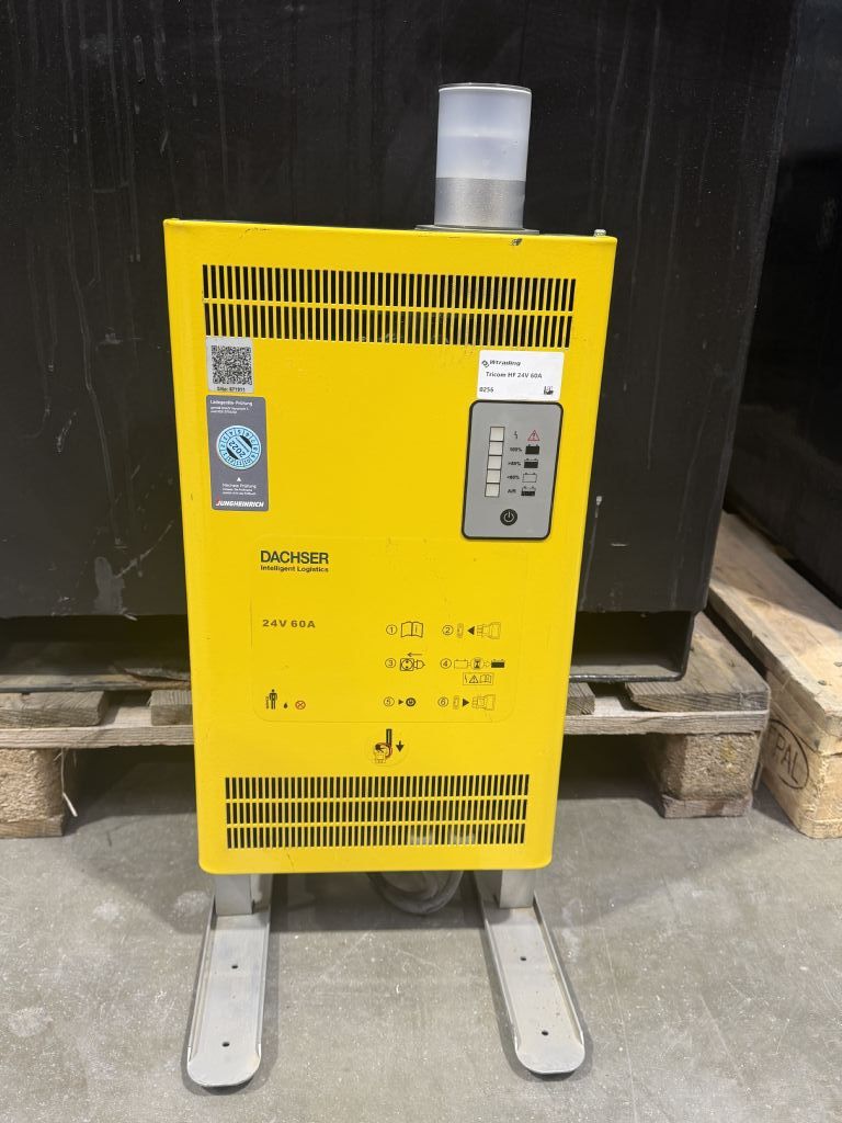 *Sonstige E230G HF 24V 60A Tricom  Charger www.wtrading.nl