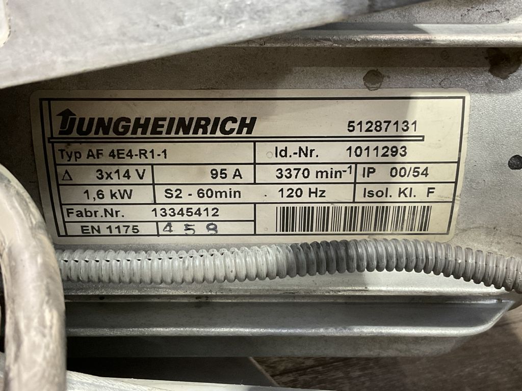 Jungheinrich Jungheinrich Typ AF 4E4-R1-1 / 51287132 / 51287131 Lenkung und Antrieb www.wtrading.nl
