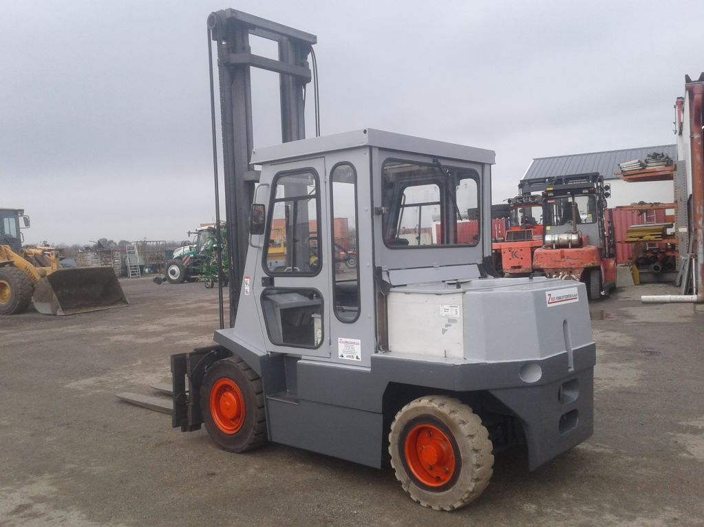 Fiat-E 60 N-Elektro 4 Rad-Stapler-www.zeiss-forkliftcenter.at