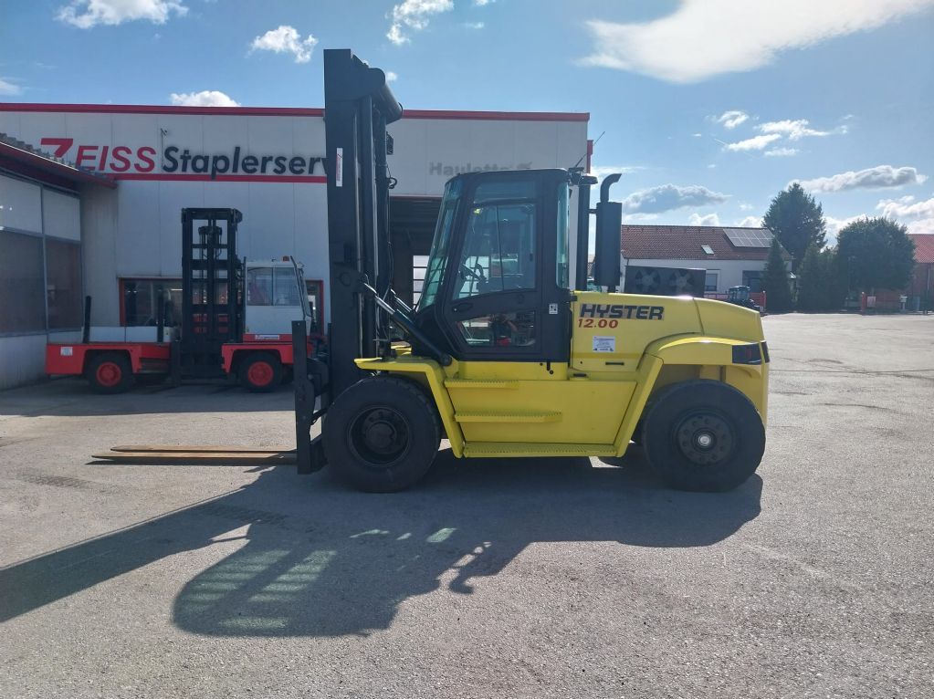 Hyster-H12,00XM-Dieselstapler-www.zeiss-forkliftcenter.at