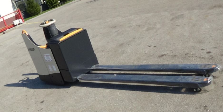 Crown-WT3040-Niederhubwagen www.zeiss-forkliftcenter.at