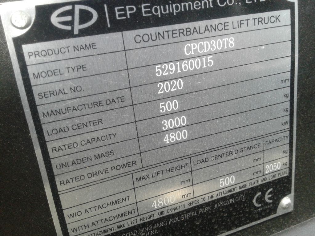 EP-CPCD30T8-Dieselstapler www.zeiss-forkliftcenter.at