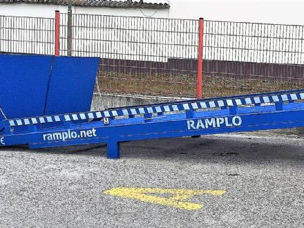 Ramplo-RAMPLO RL-FX-8000-80-20-Verladerampe-www.zeiss-forkliftcenter.at