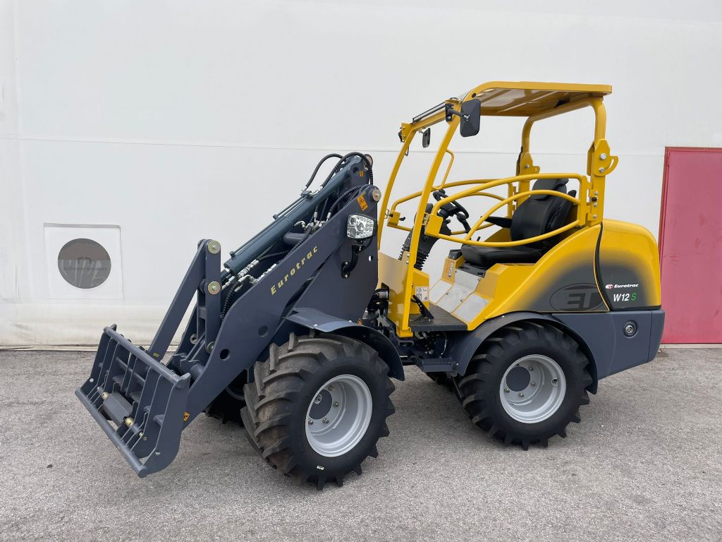 Eurotrac-Eurotrac 820/W12S-Radlader www.zeiss-forkliftcenter.at